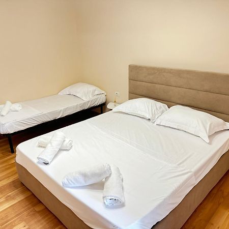 Skanderbeg Square Apartment 02 Тирана Экстерьер фото